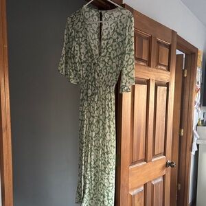 Audrey 3+1 Green and White Floral Long Sleeve Dress